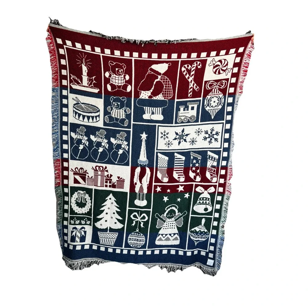 Christmas Holiday Tapestry Woven Fringe Patchwork Throw Blanket Santa Toys Gifts